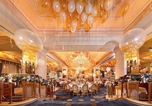 Gaddi's by Flickr user lawrence studio История гостиницы: The Peninsula Hong Kong / Магазета