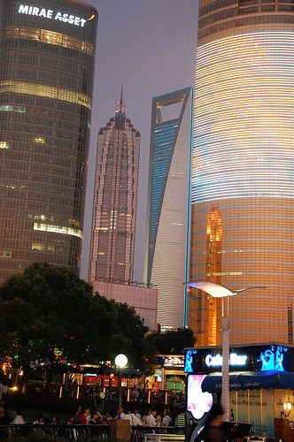 Oriental Pearl TV Tower / Восточная Жемчужина в Шанхае