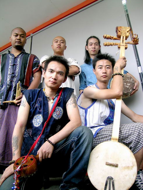 Китайская группа "Горцы" (山人乐队)