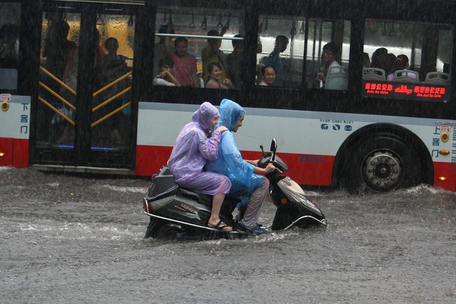 Проливные дожди в Чэнду