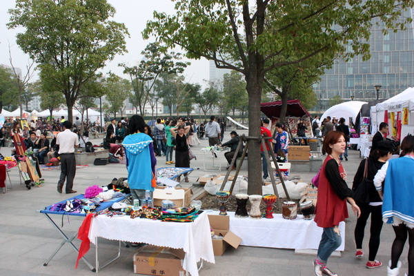 Как я был на китайском open-air фестивале: фотоотчет с электронного Midi 2012 в Шанхае | Магазета