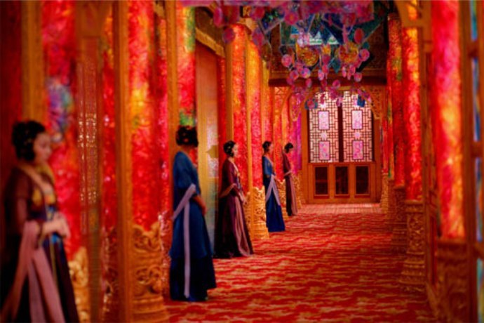 Кадр из фильма «Проклятие золотого цветка», 2006 г.
