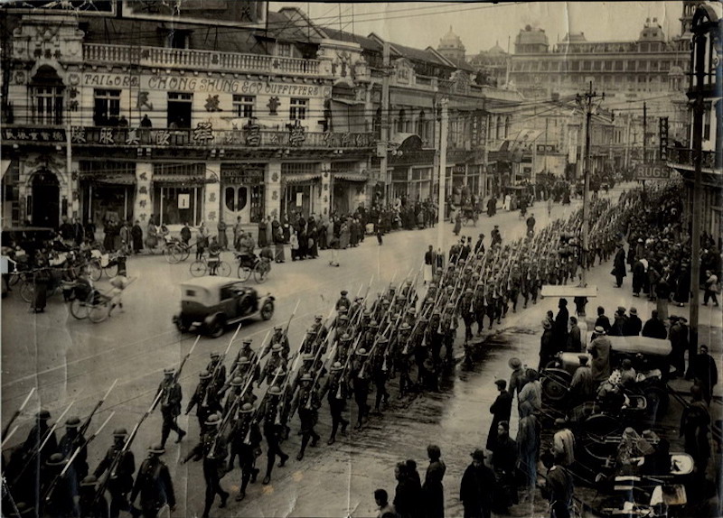 Участок Нанкинской до постройки универмага - в 1920 году. Источник: minguotupian.com